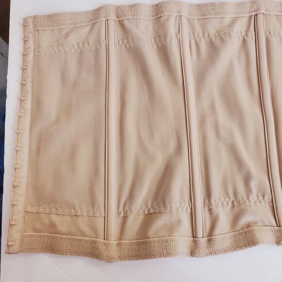 Maidenform Flexees Cool Comfort Ultra Firm Waist Trainer Nude W83067 Size XL - Picture 7 of 12